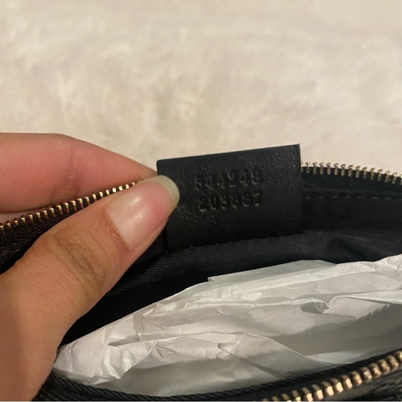 Gucci wallet key chain - Picture 5 of 9